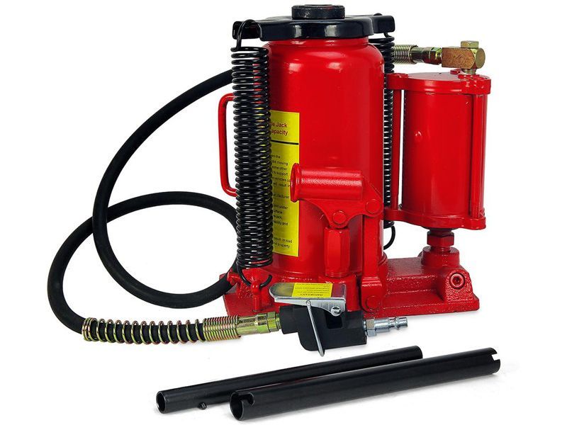 Какой домкрат лучше выбрать: подкатной или бутылочный?